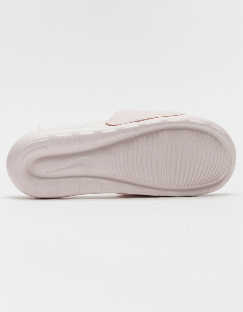 NIKE Victori One Womens Slide Sandals image number 2