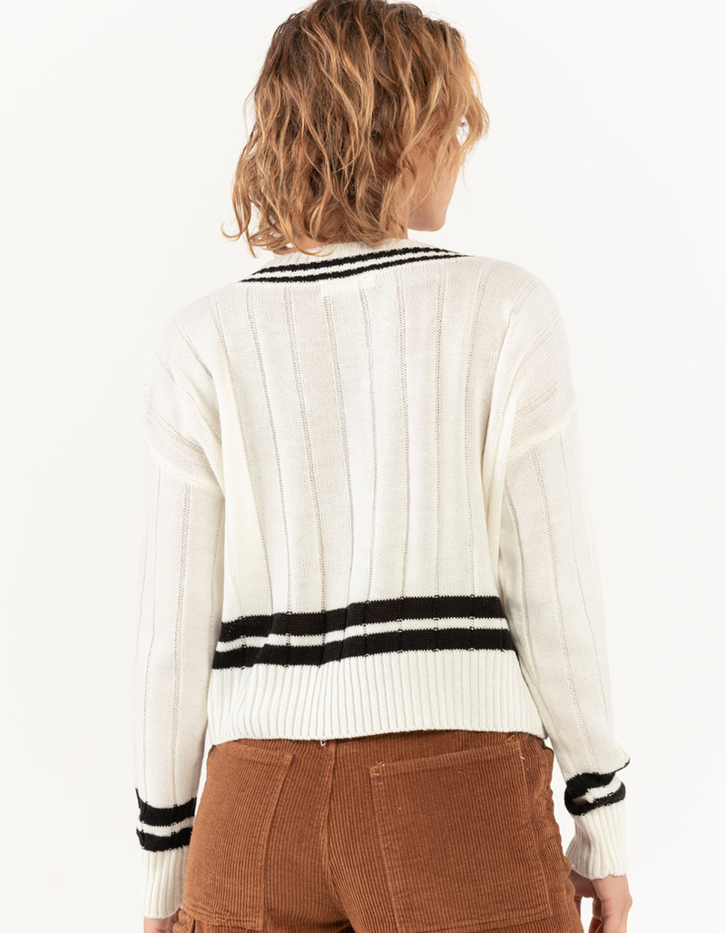 FULL CIRCLE TRENDS Cable Knit V Neck Womens Varsity Sweater image number 2