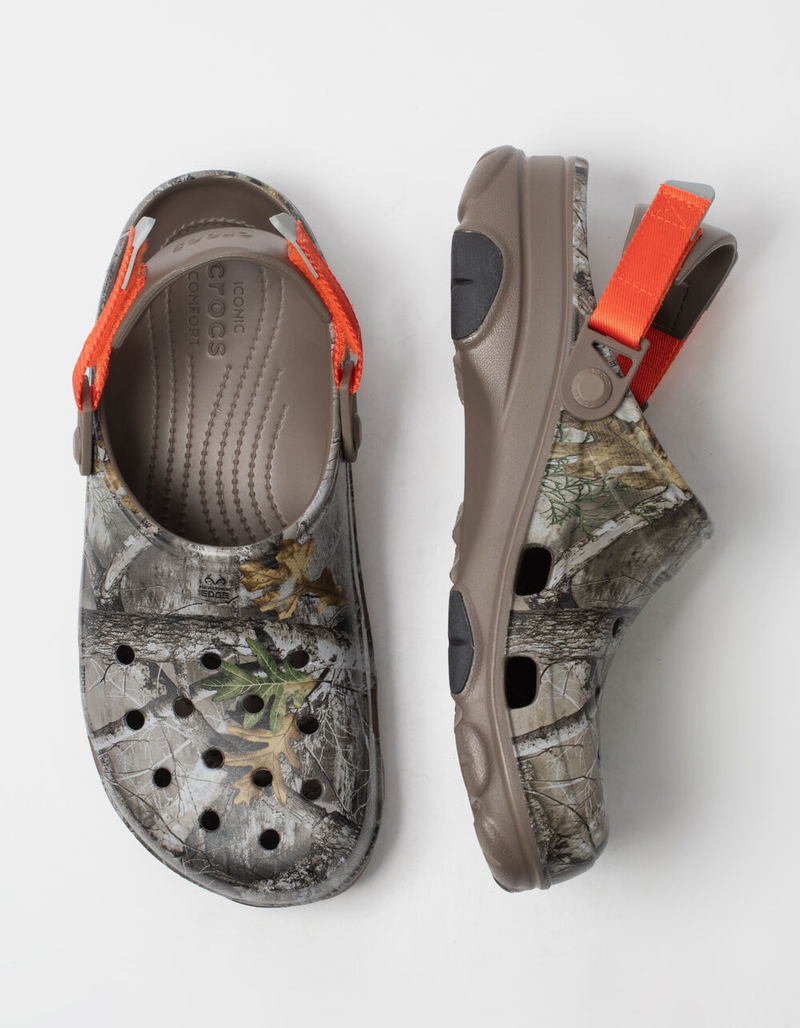 CROCS Classic All-Terrain Realtree Edge Mens Clogs image number 4