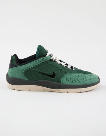 NIKE SB Vertebrae Skate Shoes Primary Image