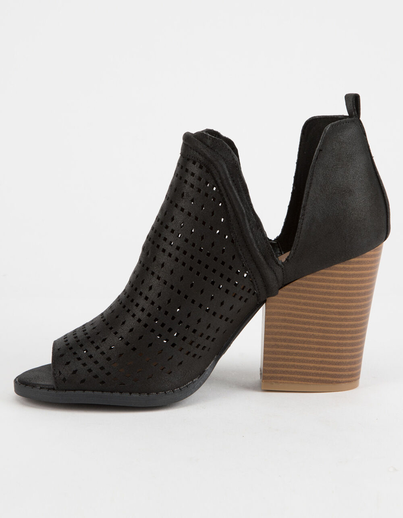 QUPID Barnes Womens Heeled Booties image number 2