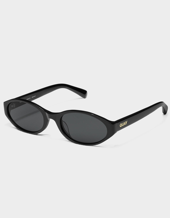 QUAY AUSTRALIA Aura Points Sunglasses Primary Image