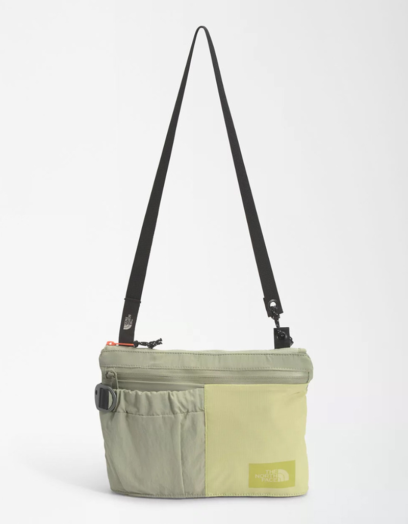 THE NORTH FACE Mountain Crossbody Bag image number 0