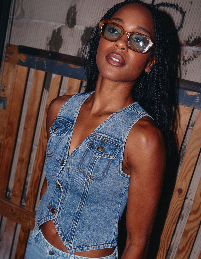 WEST OF MELROSE Womens Denim Vest image number 0