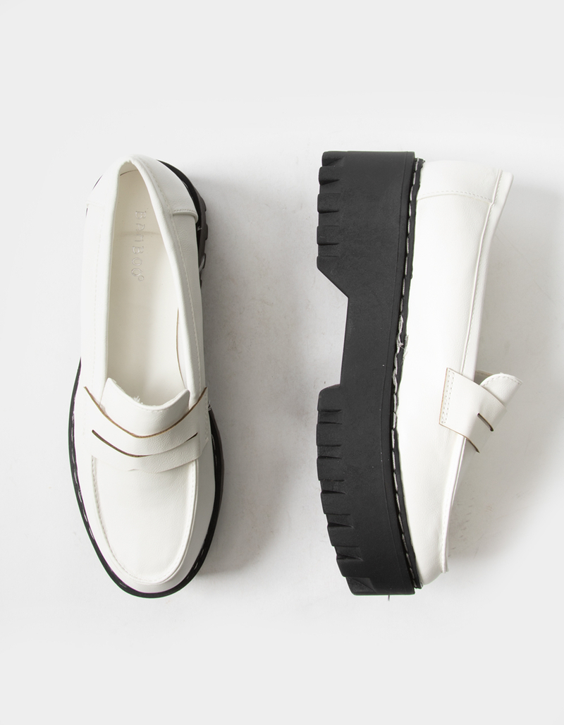 BAMBOO Crinkle Patent Loafer Womens Platform Shoes image number 4