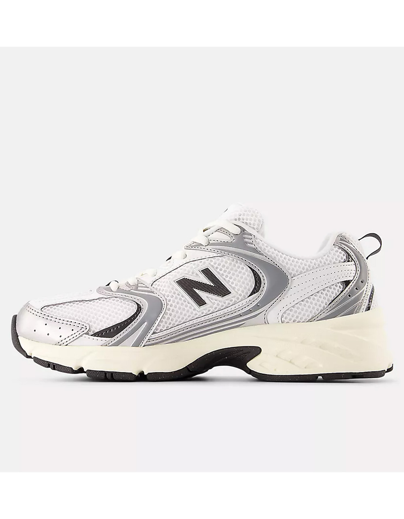 NEW BALANCE 530 Womens Shoes image number 2