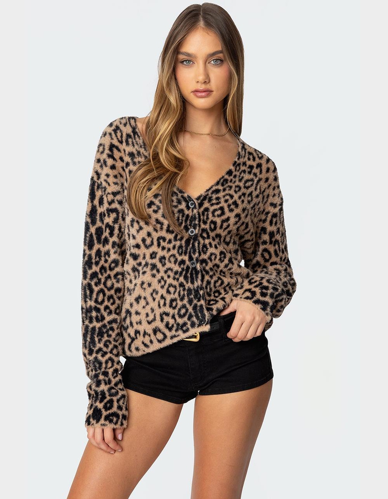 EDIKTED Leopard Printed V-Neck Cardigan image number 0