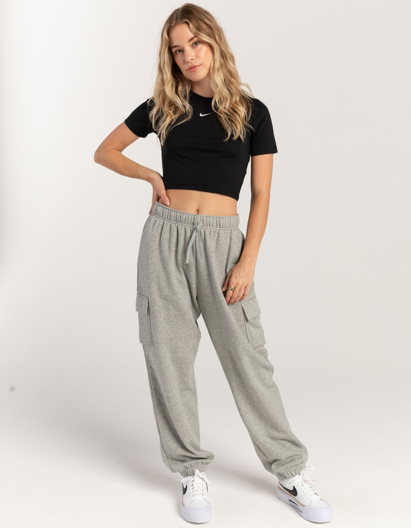 nike sportswear essential crop tee