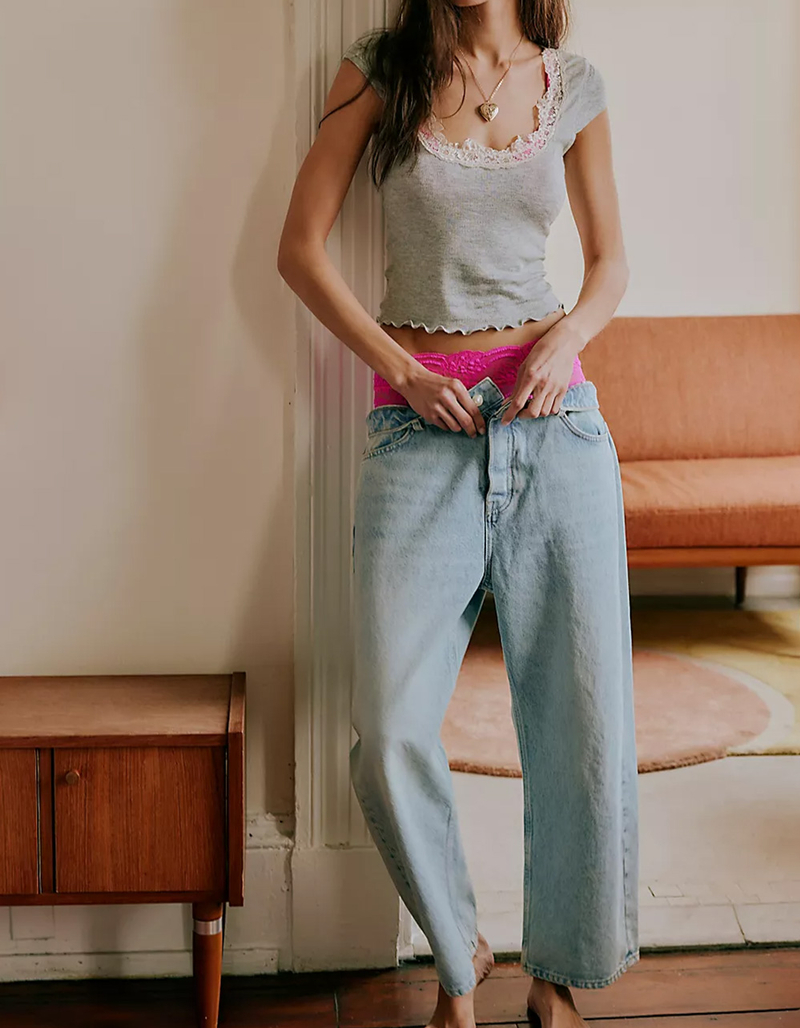 FREE PEOPLE Oh My Darling Womens Tee image number 3