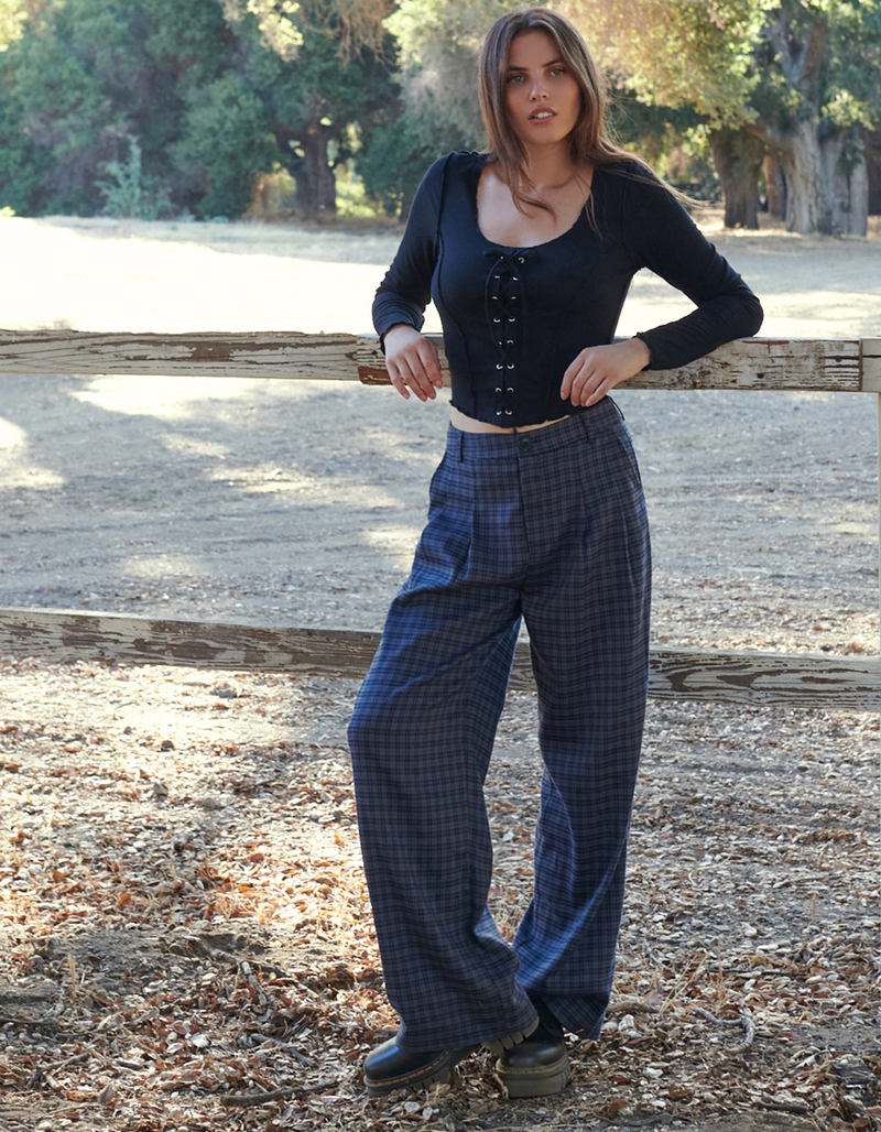 WEST OF MELROSE Womens Plaid Seamed Wide Leg Pants image number 0