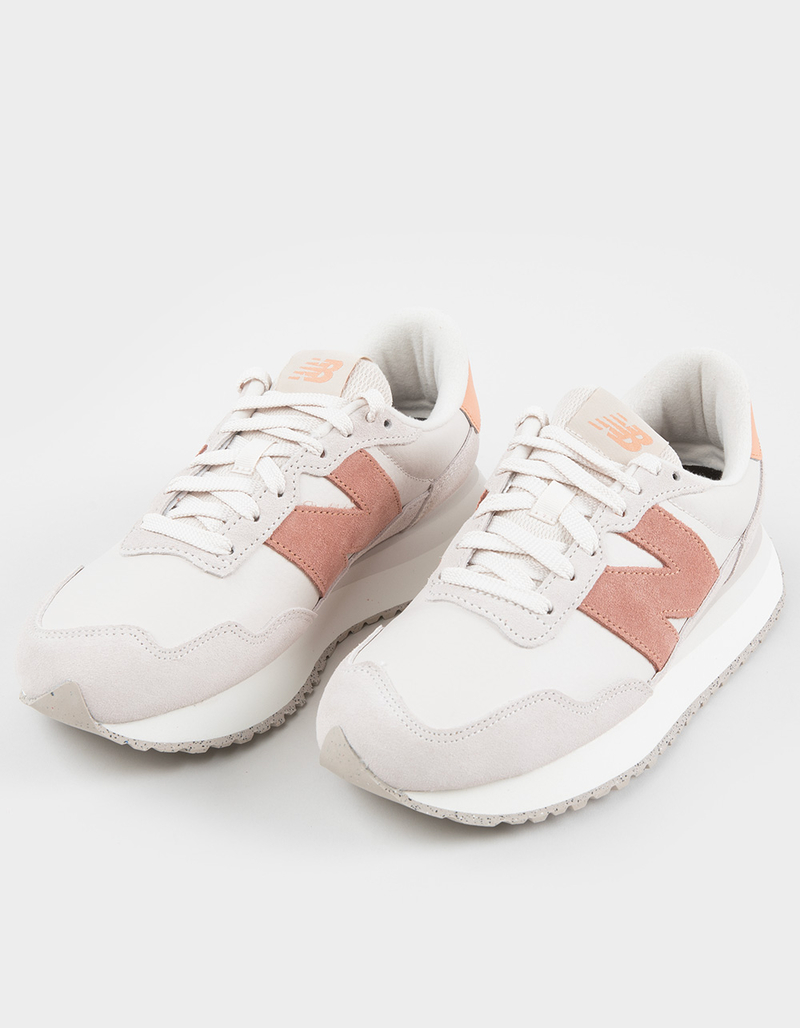 NEW BALANCE 237 Womens Shoes LT GRY/PINK Tillys