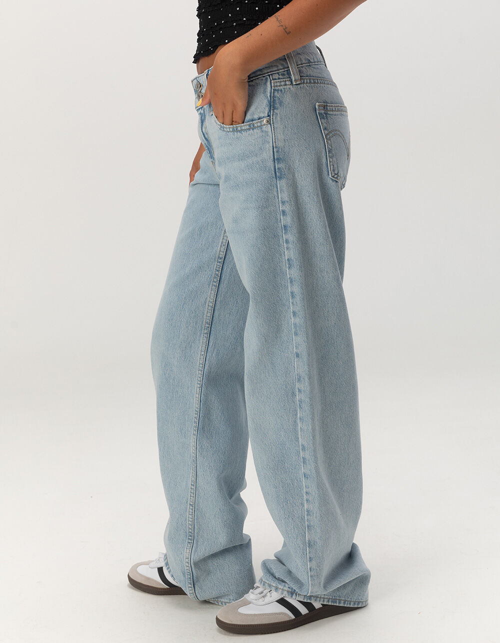 LEVI'S Superlow Loose Womens Jeans - Abraided Art - LT BLAST