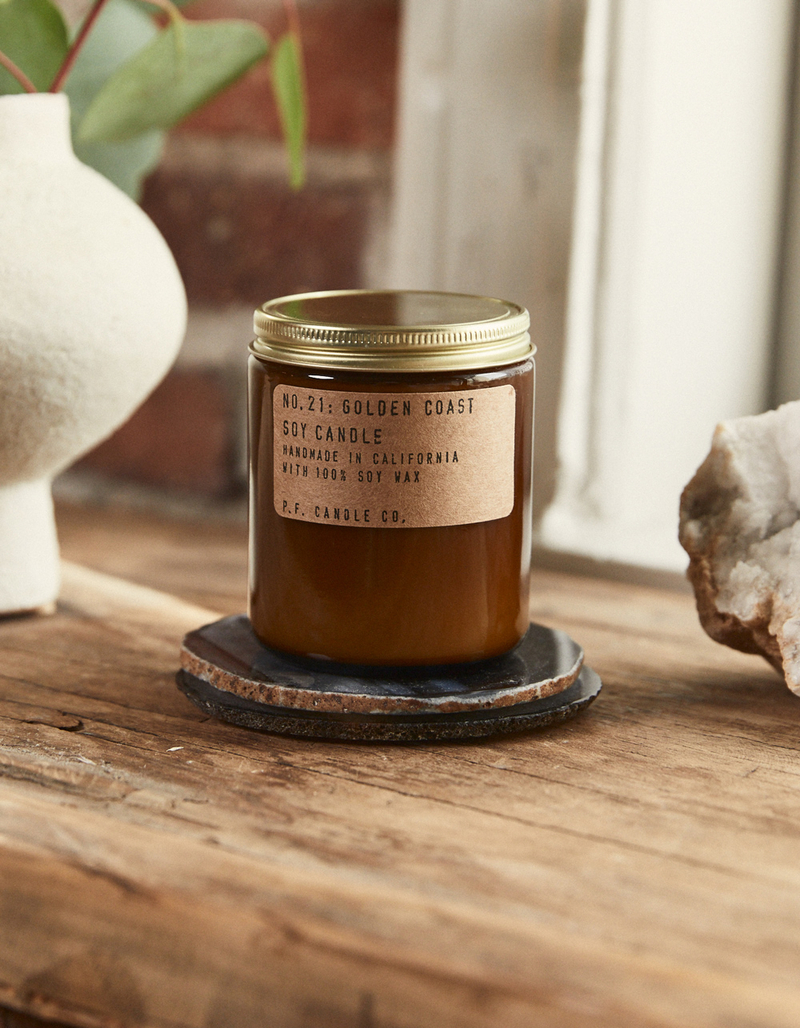 P.F. CANDLE CO. 7.2 oz Classic Soy Candle - No. 21: Golden Coast image number 2