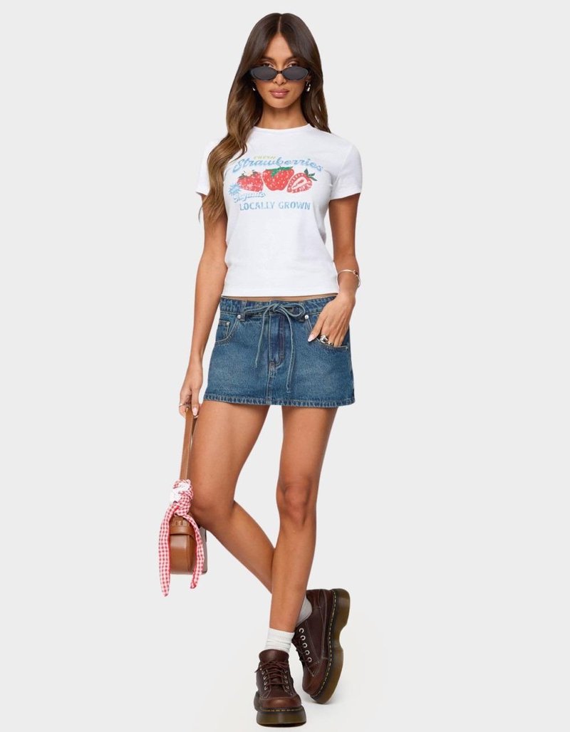 EDIKTED Fresh Strawberries Graphic Tee image number 4