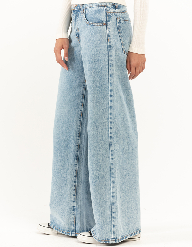 RSQ Womens Low Rise Wide Leg Jeans image number 2