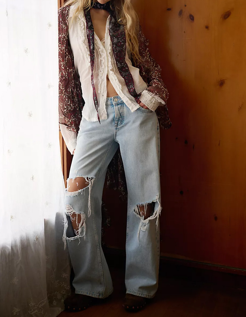 FREE PEOPLE Tennessee Womens Low Rise Boyfriend Jeans image number 3