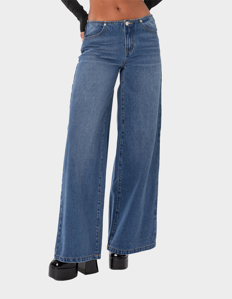 EDIKTED Low Rise Wide Jeans image number 0