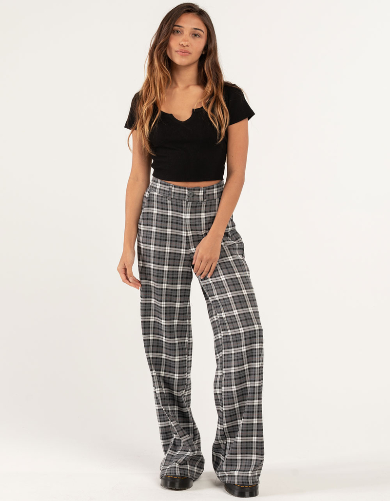 BOZZOLO Womens Thermal Split Neck Tee image number 3