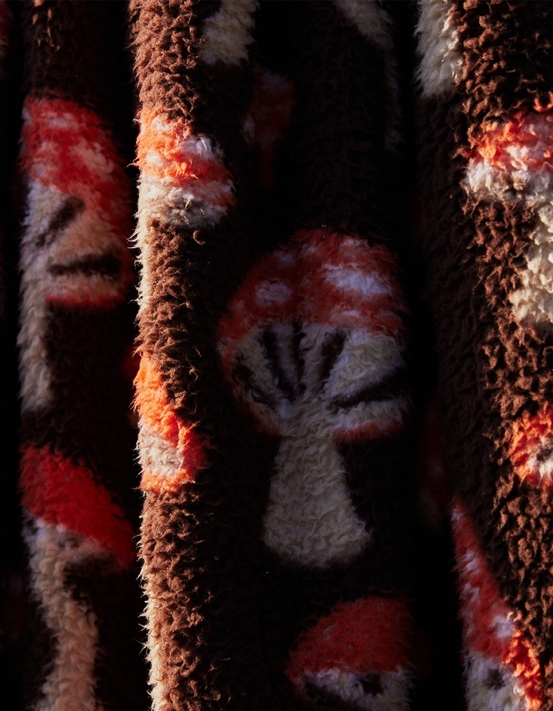 TILLYS HOME Printed Sherpa Blanket image number 3