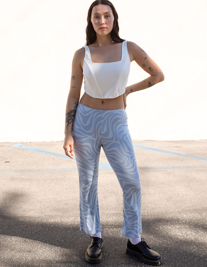 WEST OF MELROSE Zebra Womens Crop Knit Flare Pants image number 0