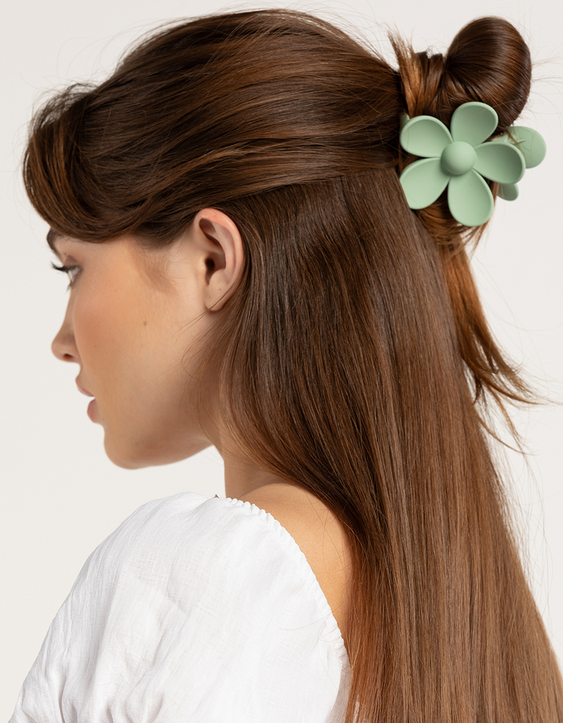 FULL TILT Floral Claw Hair Clip image number 1