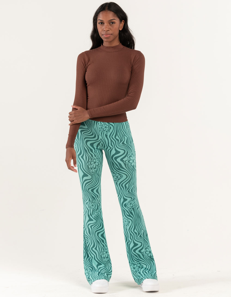 FULL TILT Essentials Womens Mock Neck Top image number 3