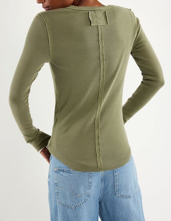 FREE PEOPLE Jamie Womens Long Sleeve Henley Top Alternative Image