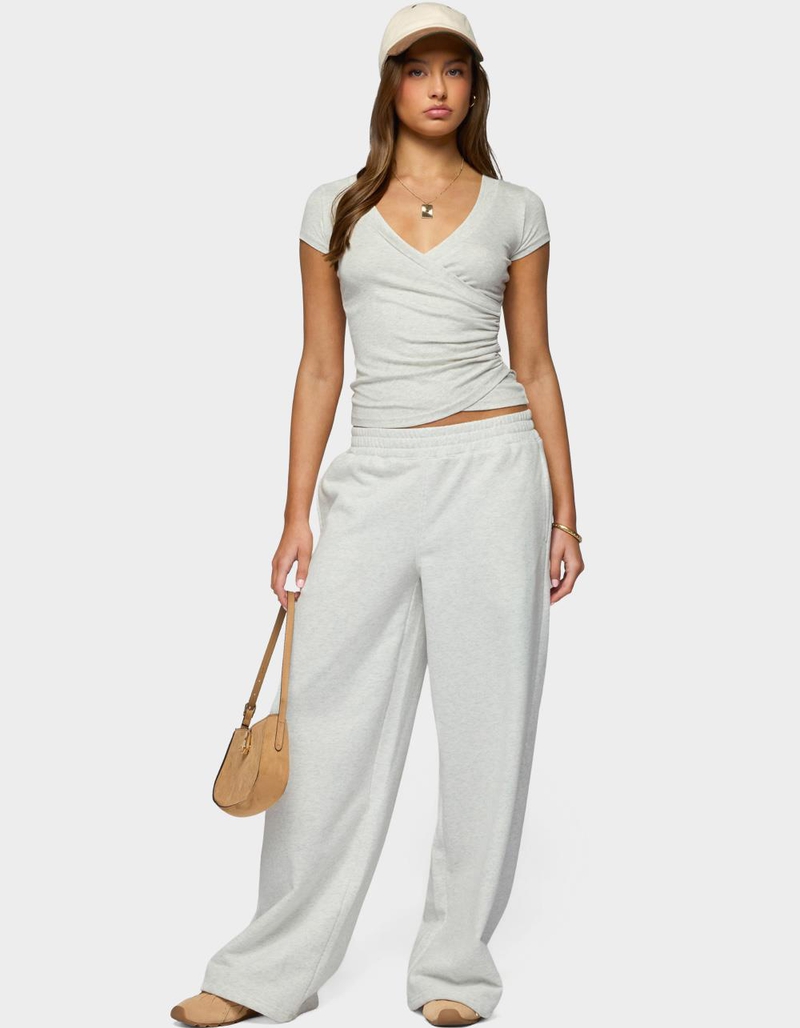 EDIKTED Iria V-Neck Wrapped Top image number 4