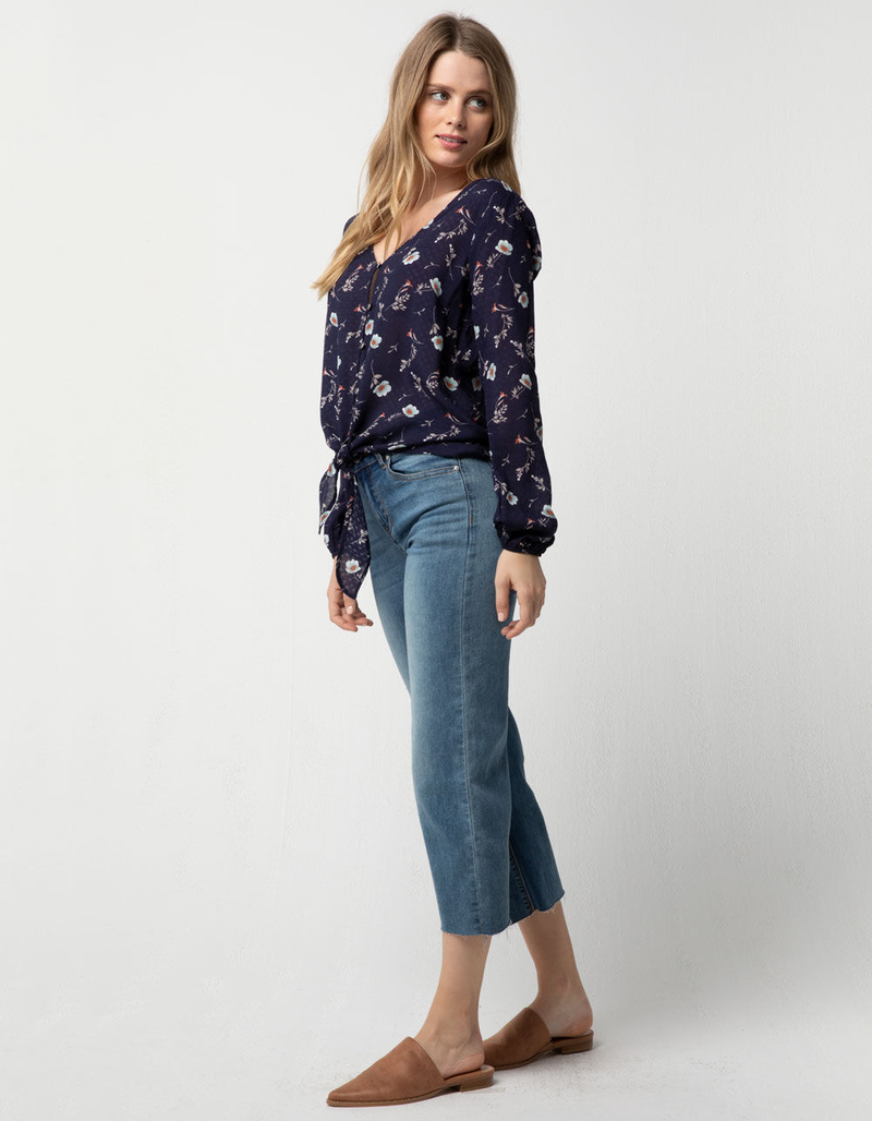 SKY AND SPARROW Button Front Floral Tie Front Womens Top image number 3