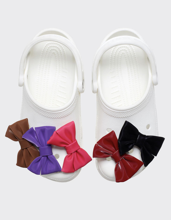 CROCS Solid Romantic Bow 5 Pack Jibbitz™ Charms Alternative Image