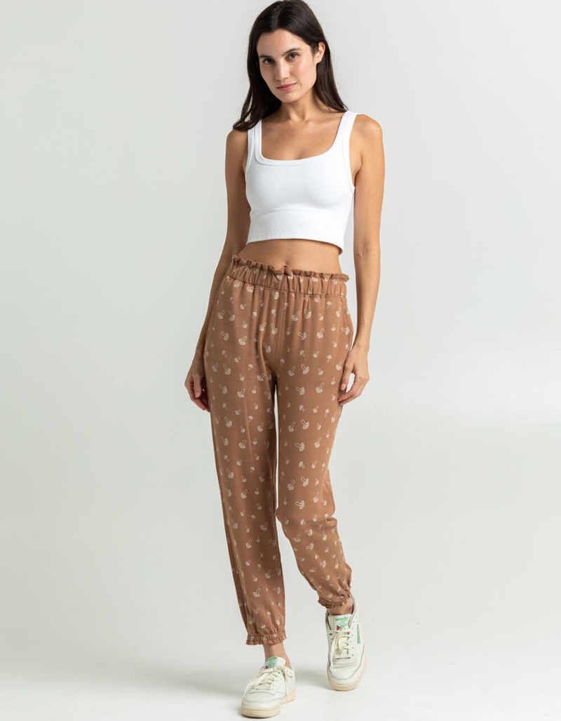 SKY AND SPARROW Printed Cozy Womens Jogger image number 0