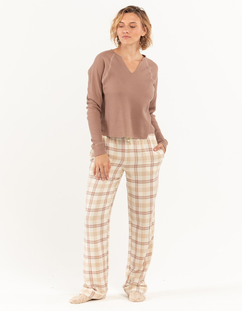 SKY & SPARROW Split Neck Womens Thermal Pajama Top image number 3