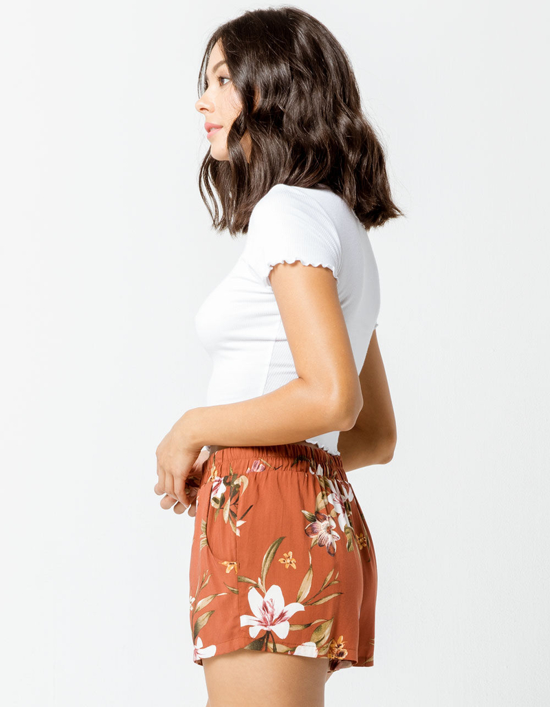 BOZZOLO Ribbed Lettuce Edge White Womens Crop Tee image number 1