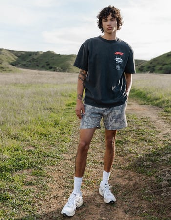 LIRA Mens Waffle Knit Shorts Primary Image