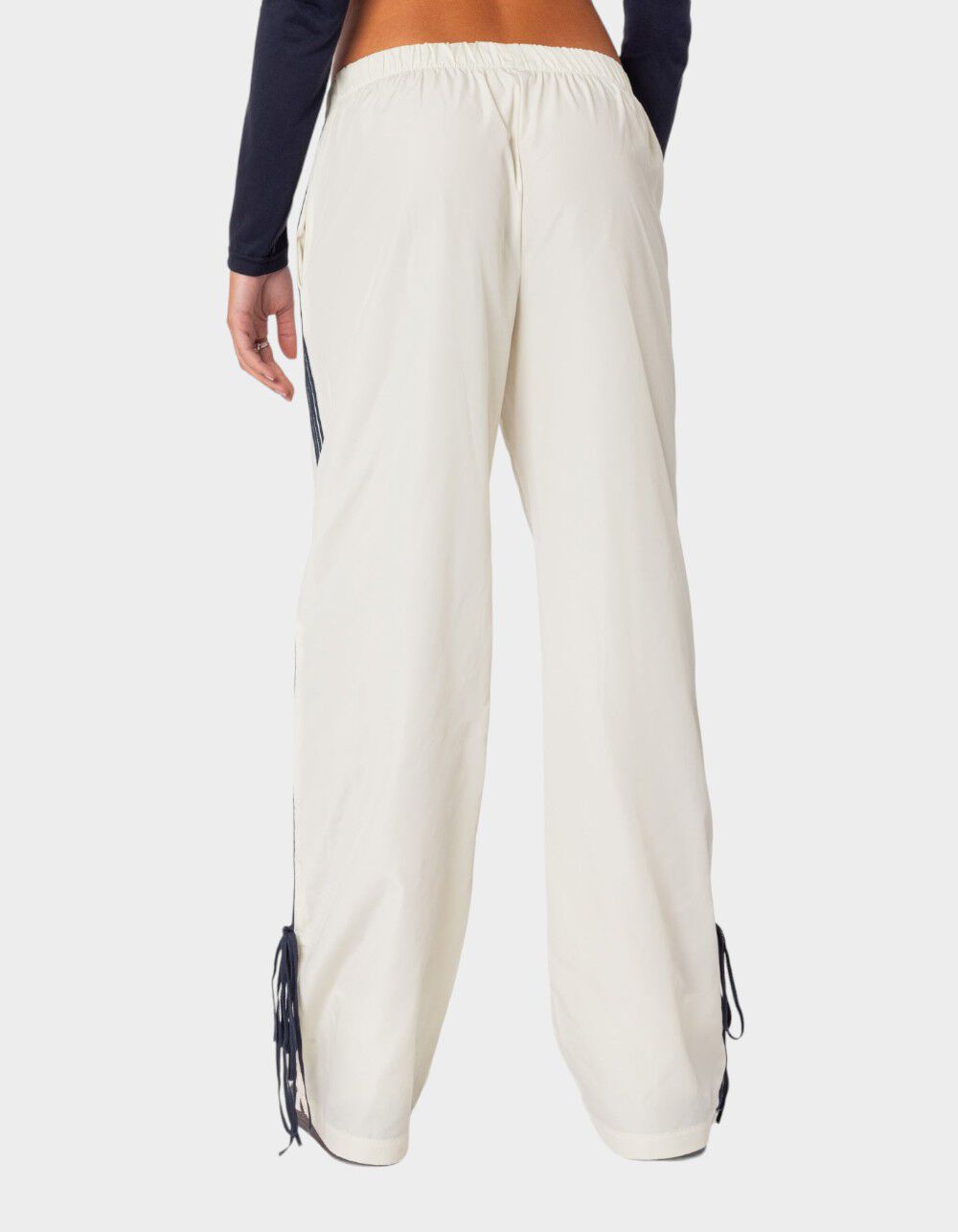 さらに100円引き◆NERDY◆WOMEN'S RIBBON TRACK PANTS EDIKTED Remy Ribbon Womens Track Pants - NAVY | Tillys