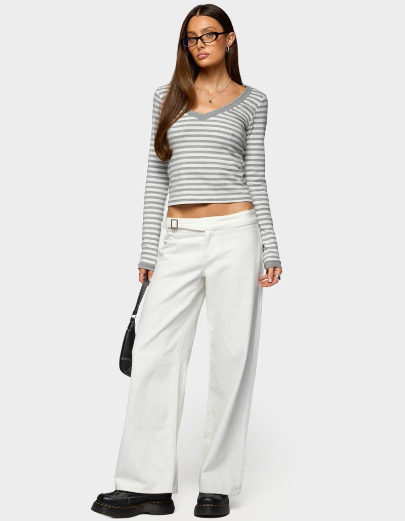 EDIKTED Kimi Striped Long Sleeve V-Neck Top image number 4