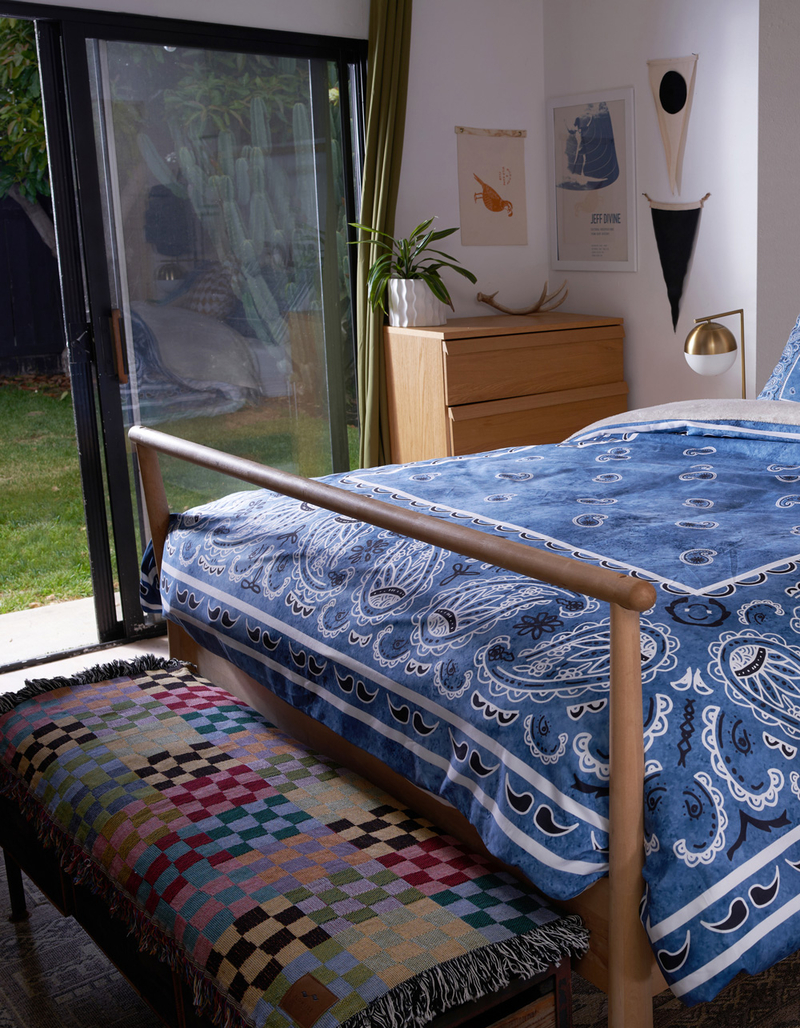 SLOWTIDE Checkmate Tapestry Blanket image number 3