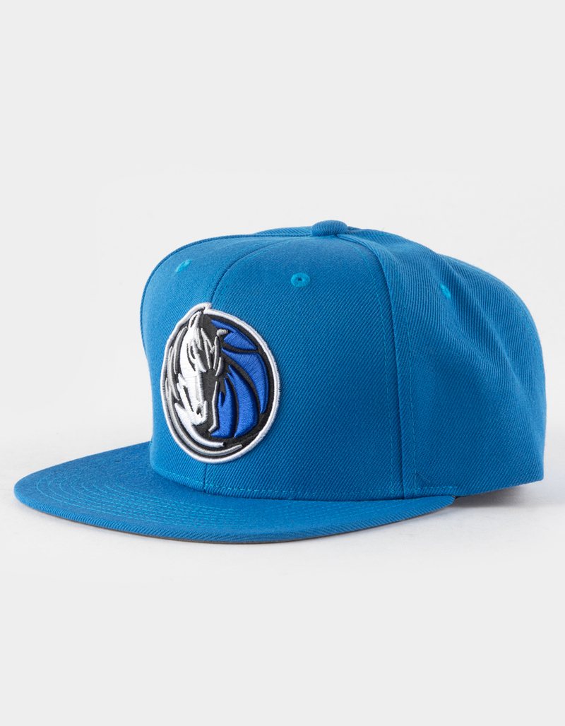 MITCHESS & NESS Dallas Mavericks Core Mens Snapback Hat image number 0
