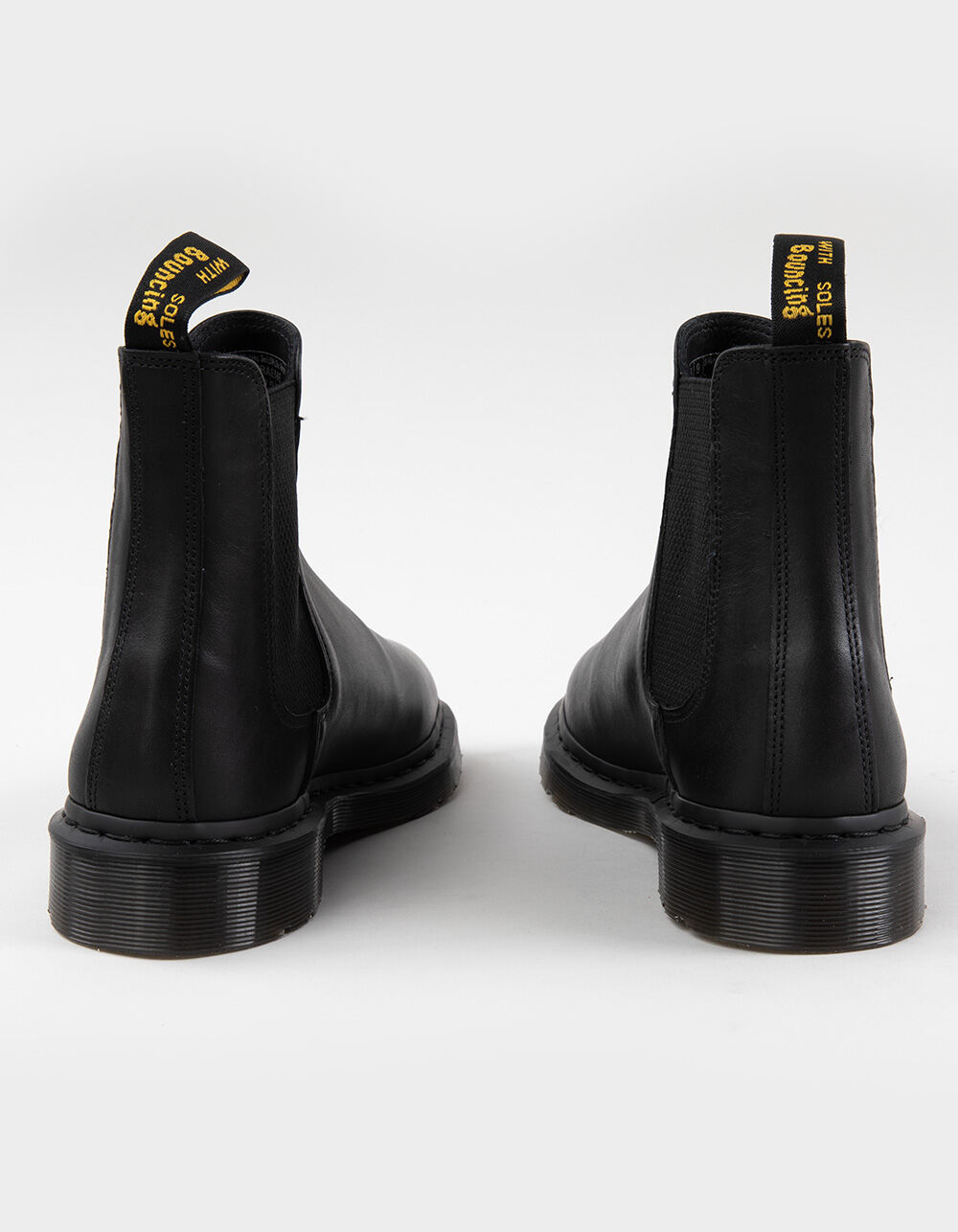 DR. MARTENS Graeme Mens Leather Boots - BLACK | Tillys