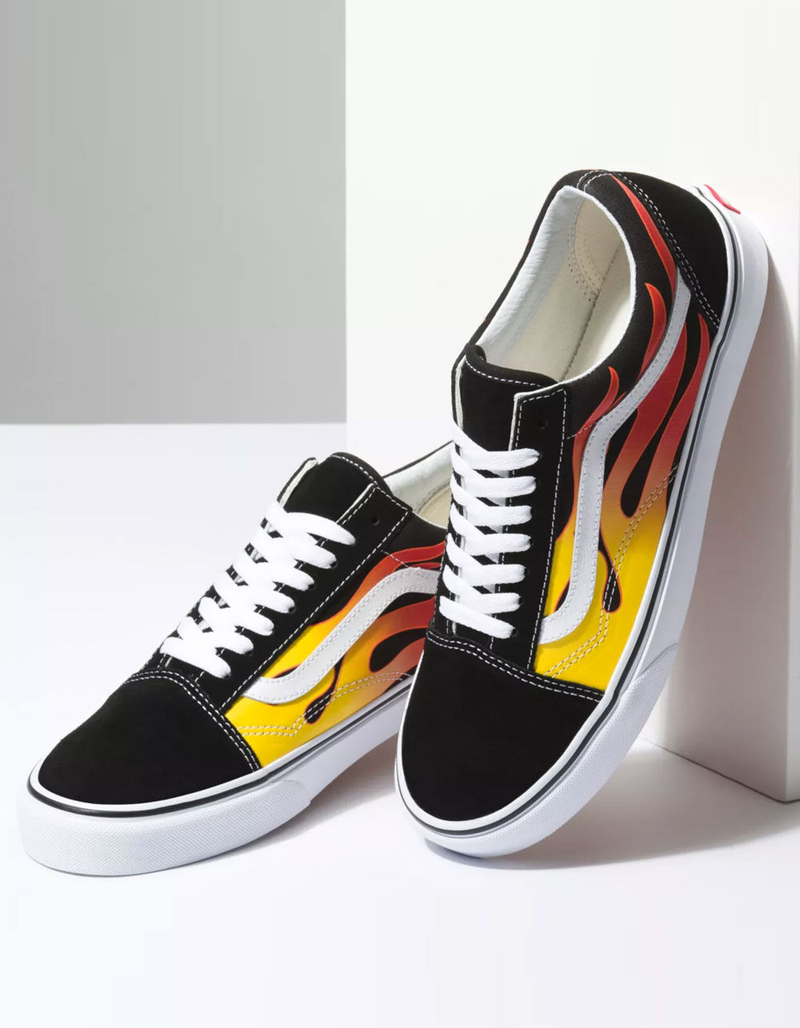 VANS Flame Old Skool Mens Shoes image number 3