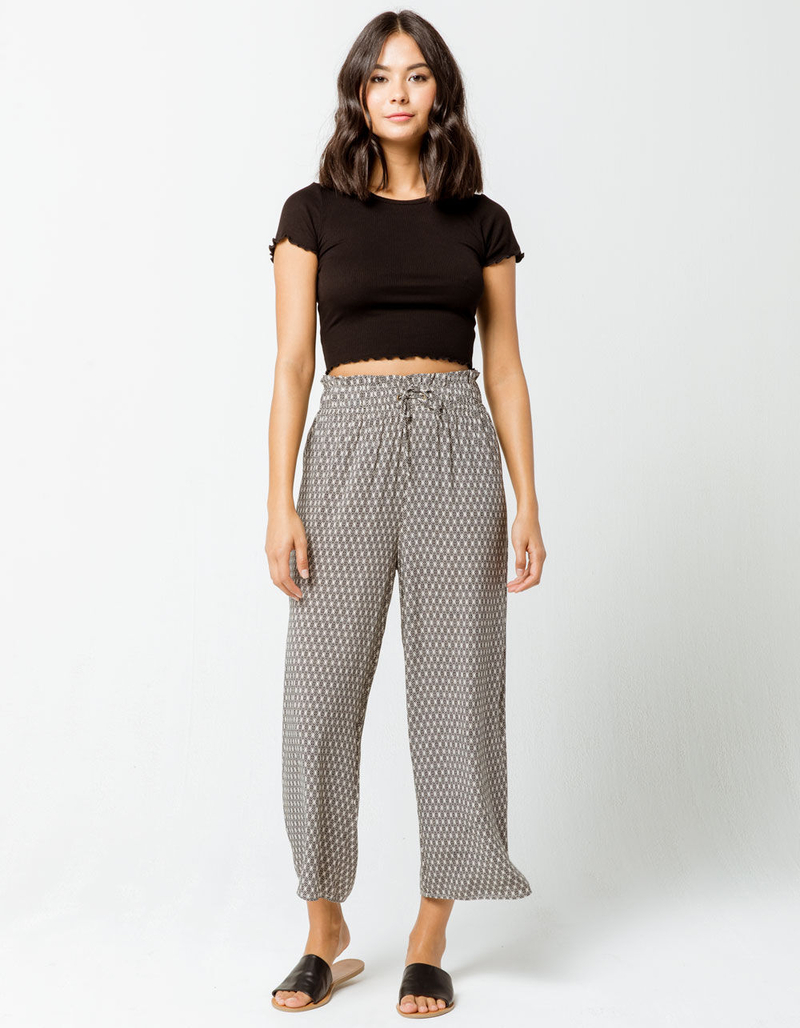 BOZZOLO Ribbed Lettuce Edge Black Womens Crop Tee image number 3