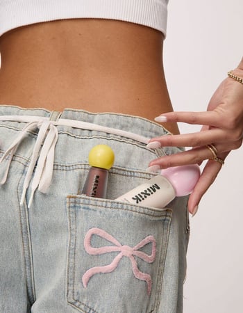 MIXIK Mauve Plump Plumping Lip Ampoule Alternative Image