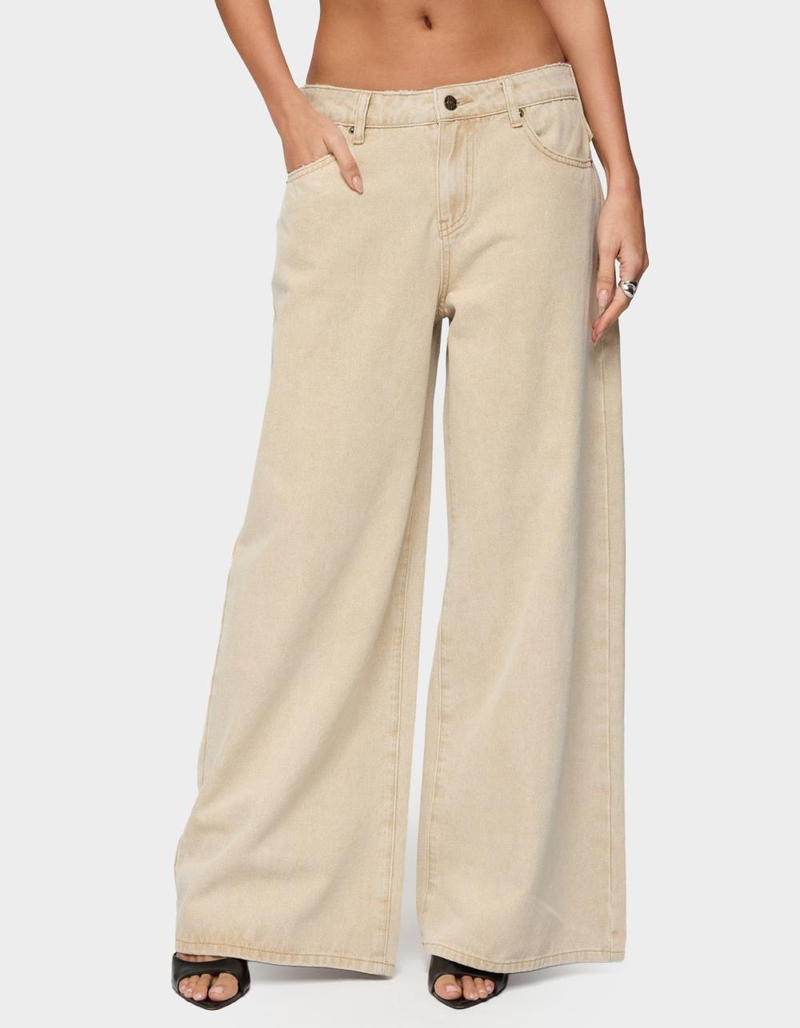 EDIKTED Buttoned Belt Low Rise Baggy Jeans image number 0