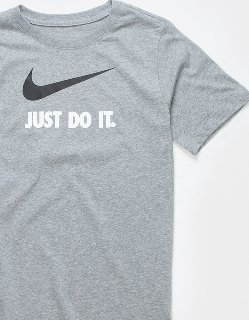 NIKE Swoosh Boys Tee image number 2