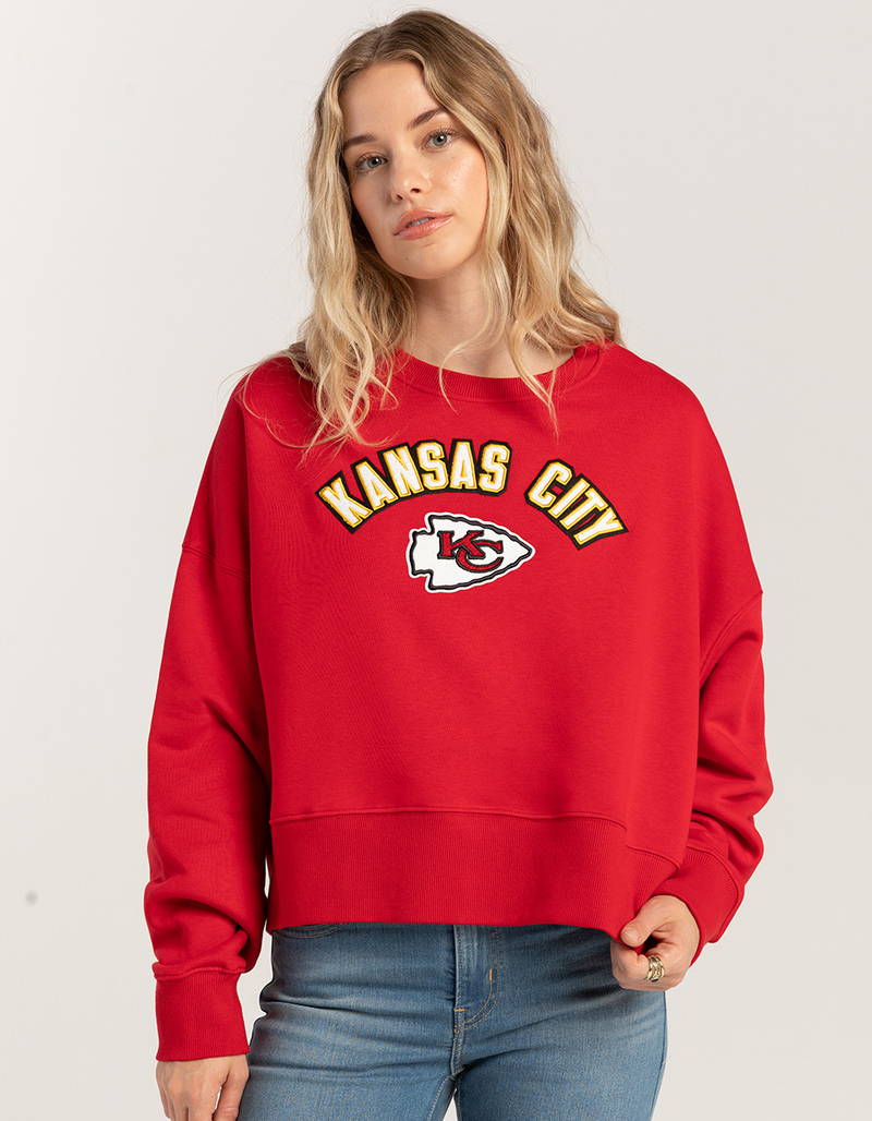 PRO STANDARD Kansas City Chiefs Womens Crewneck Sweatshirt image number 0