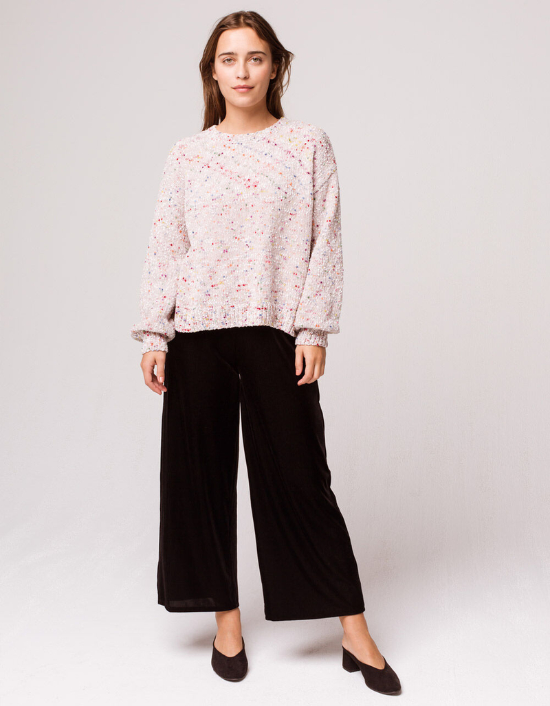 IVY & MAIN Popcorn Chenille Womens Sweater image number 4