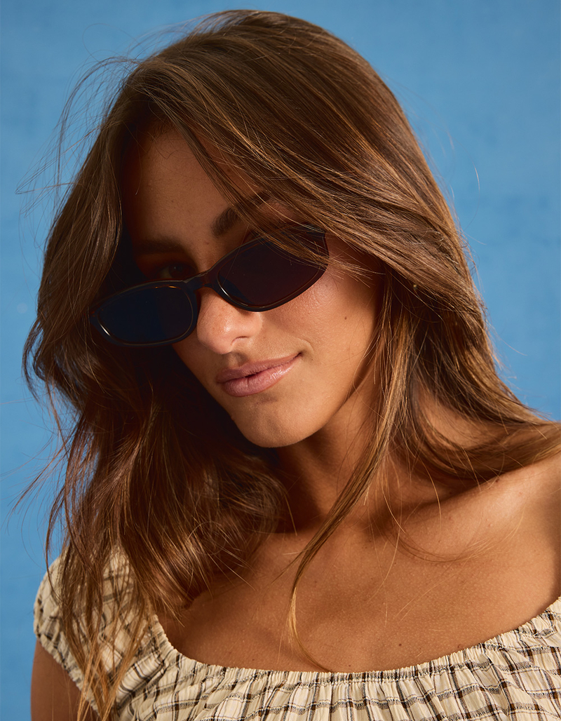 RSQ Rectangular Plastic Sunglasses image number 2