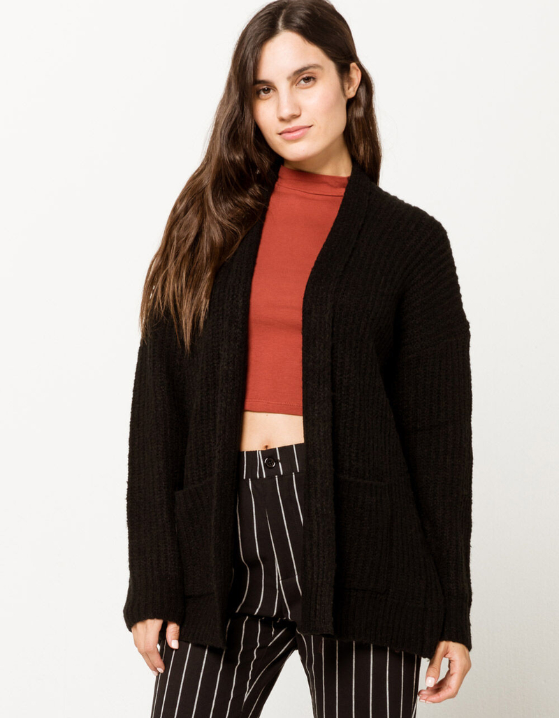 IVY & MAIN 2-Pocket Cozy Black Womens Cardigan image number 0