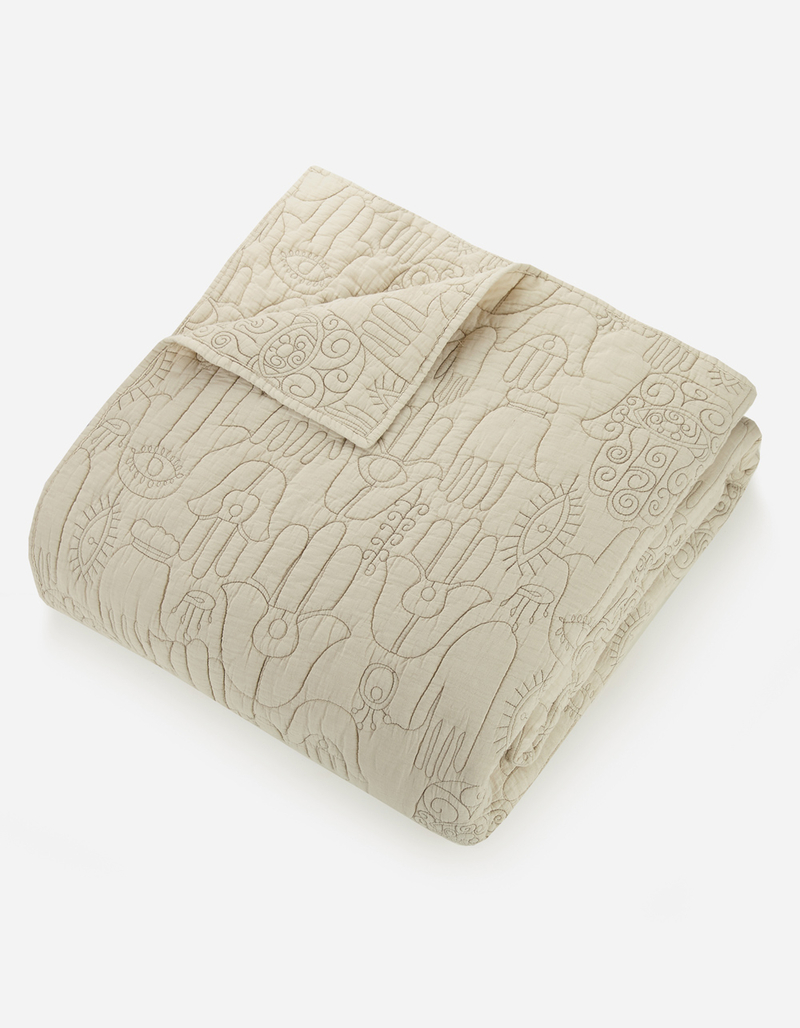 JUNGALOW BY JUSTINA BLAKENEY Hamsa Full/Queen Quilt Set image number 2