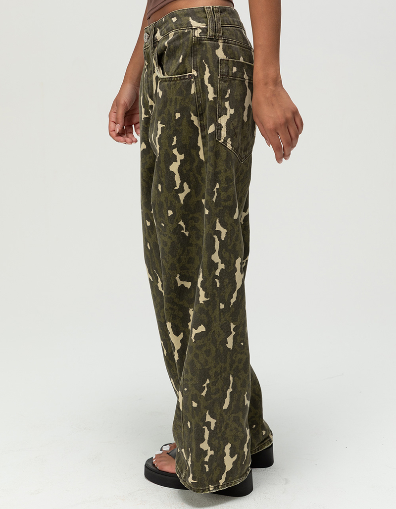 BDG Urban Outfitters Jaya Low Rise Womens Baggy Jeans image number 2